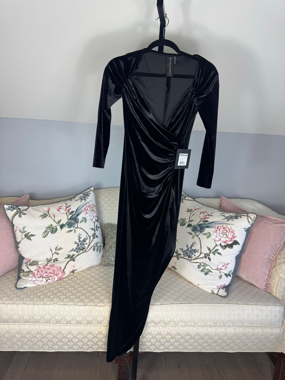 Midnight Velvet Bombshell | Norma Kamali Sweetheart Gown XXS